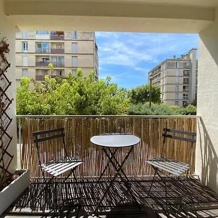 Apartamento T2 Cosy Renove En Centre Avec Parking